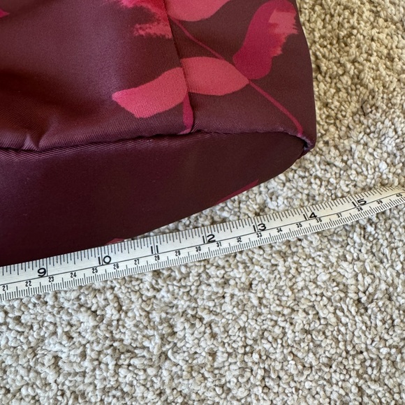 “a new day” backpack in GREAT condition. Perfect backpack for travel or school. - Picture 5 of 8